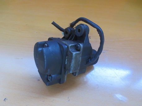 pakosäätimien moottori - Yamaha SRX700 ´99 pakosäätimien moottori - Yamaha SRX700 ´99