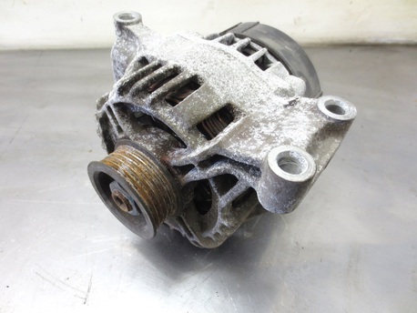 laturi - Fiat Stilo 1.4 ( farkku ) ´04