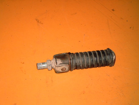 TZR125 ´90, takajalkatappi