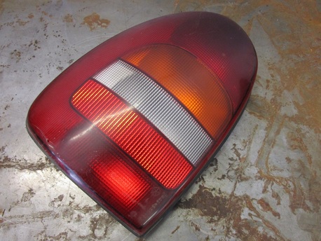 takavalo vasen - Chrysler Voyager ´98